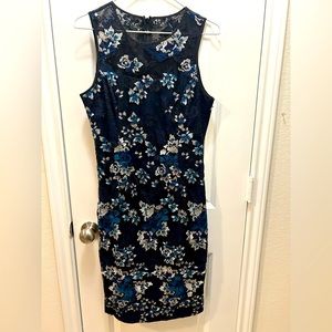 WHITE HOUSE BLACK MARKET NICE LACE PENCIL DRESS SIZE 6
